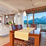 Apart Otel Am See Villach