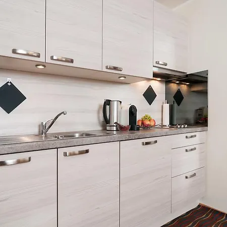 Am Aparthotel 4*