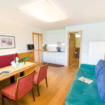 Aparthotel Am 4*